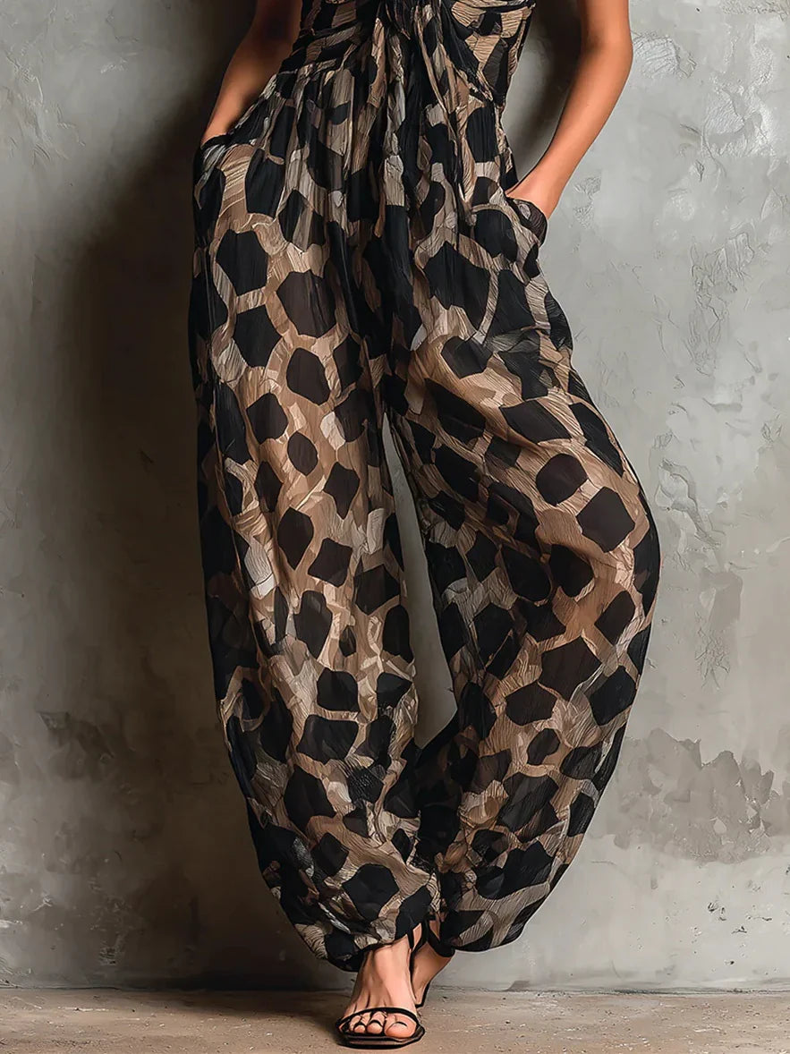 Leonor | Mono estampado animal con escote halter