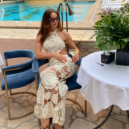Tulum - Vestido maxi de ganchillo floral con halter y abertura en cintura